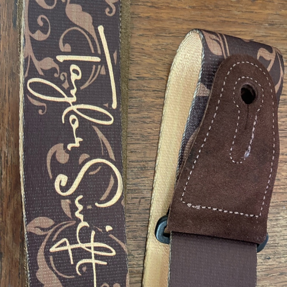 Taylor Swift Taylor Guitar Strap